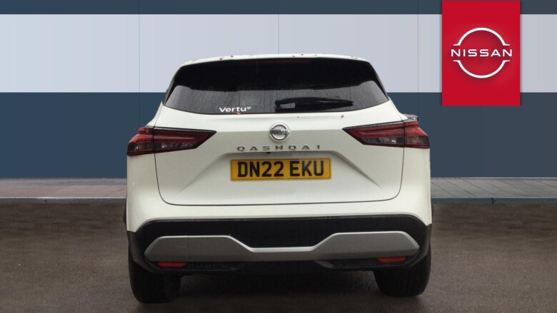Nissan Qashqai 1.3 DiG-T MH N-Connecta 5dr Petrol Hatchback
